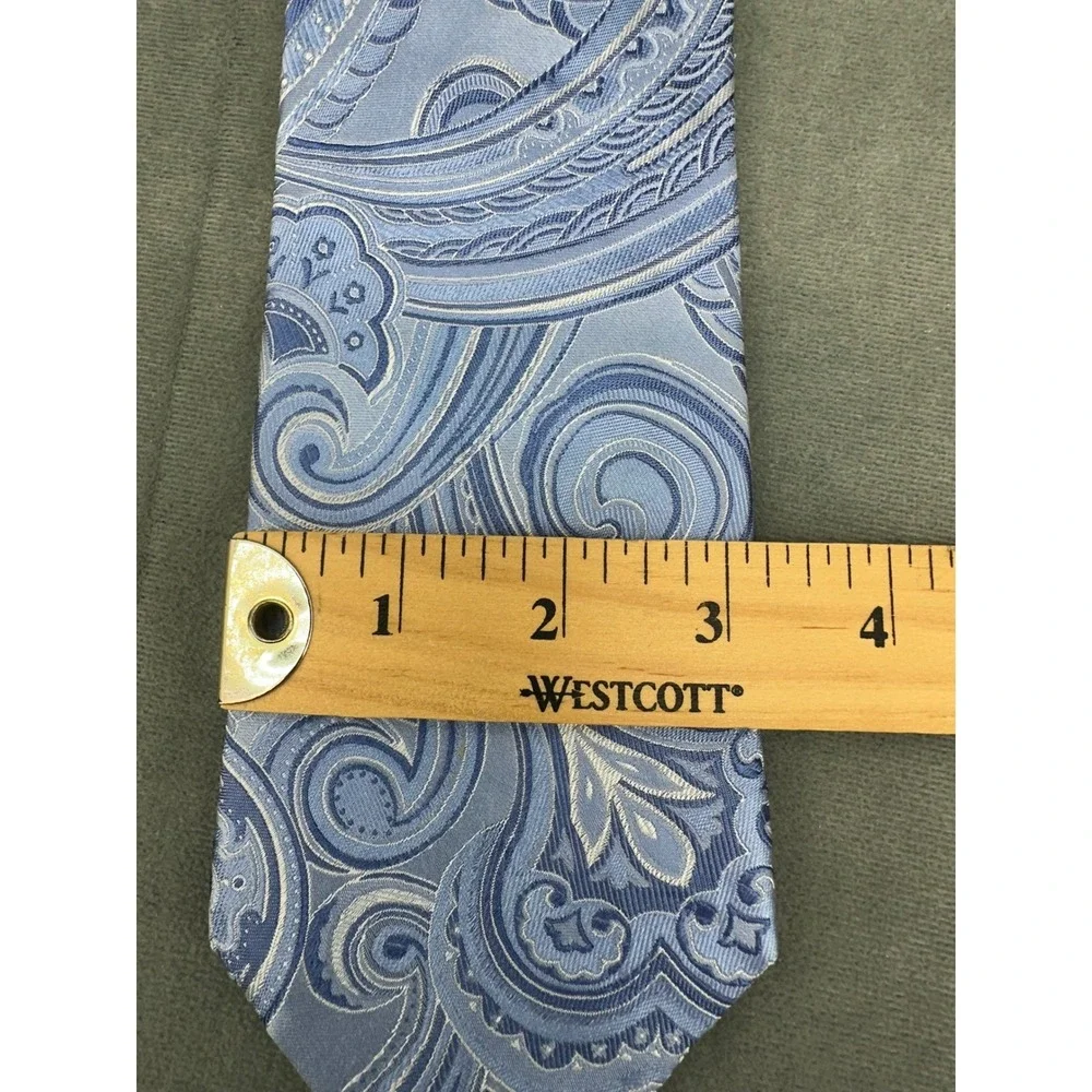 Donald J Trump Signature Collection Mens Blue Paisley Silk Tie Hand Made Classic